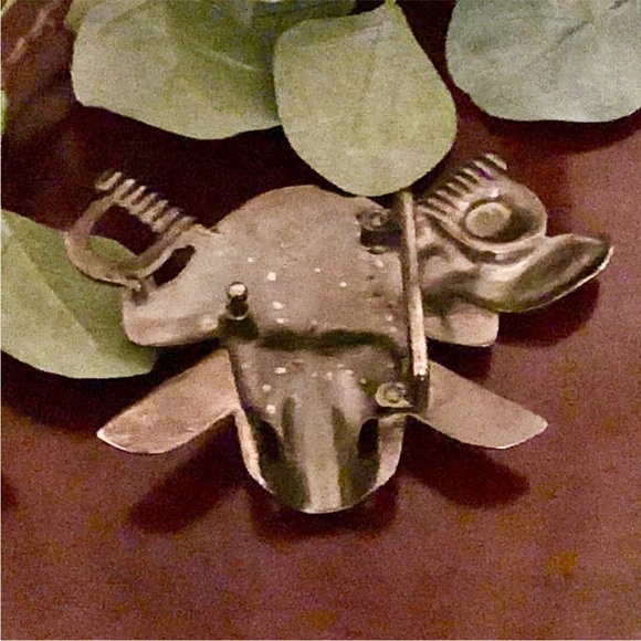 📌 VTG Pirate Skull Swords Hat Patch Eye Bling Crystal Unisex Belt Buckle - Picture 2 of 3